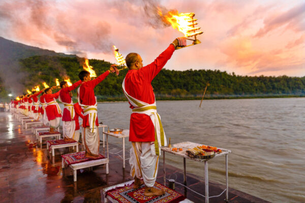 Rishikesh Yoga & Wellness Retreat (3–4 Days)